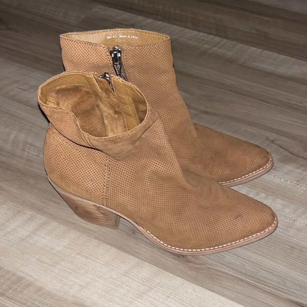 Dolce Vita Asha Boot size 8.5